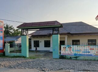 Kantor Desa Pantai Sederhana Kecamatan Muaragembong Kabupaten Bekasi.