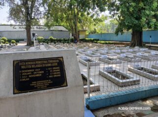 Tragedi pembantaian Rawagede yang terjadi pada 9 Desember 1947 menyebabkan terbunuhnya sedikitnya 431 warga sipil yang tidak bersenjata.