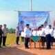 Bupati Karawang H. Aep Syaepuloh, S.E. melantik 68 pejabat struktural di tengah hamparan sawah Desa Langensari, Kecamatan Cilamaya Kulon, Jumat (4/7/2025).