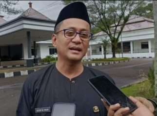 Cecep Nurul Yakin instruksikan Satpol PP bergerak sesuai aturan. 47 minimarket belum berizin terancam ditutup!