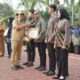 Pemerintah Kabupaten Karawang menggelar apel dan pemberian penghargaan kepada para penggerak ketahanan keluarga, Senin (7/7/25) di Plaza Pemda.